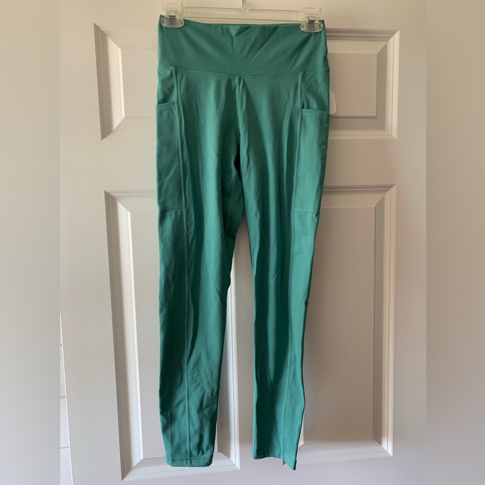 Women’s fleece brushed leggings.